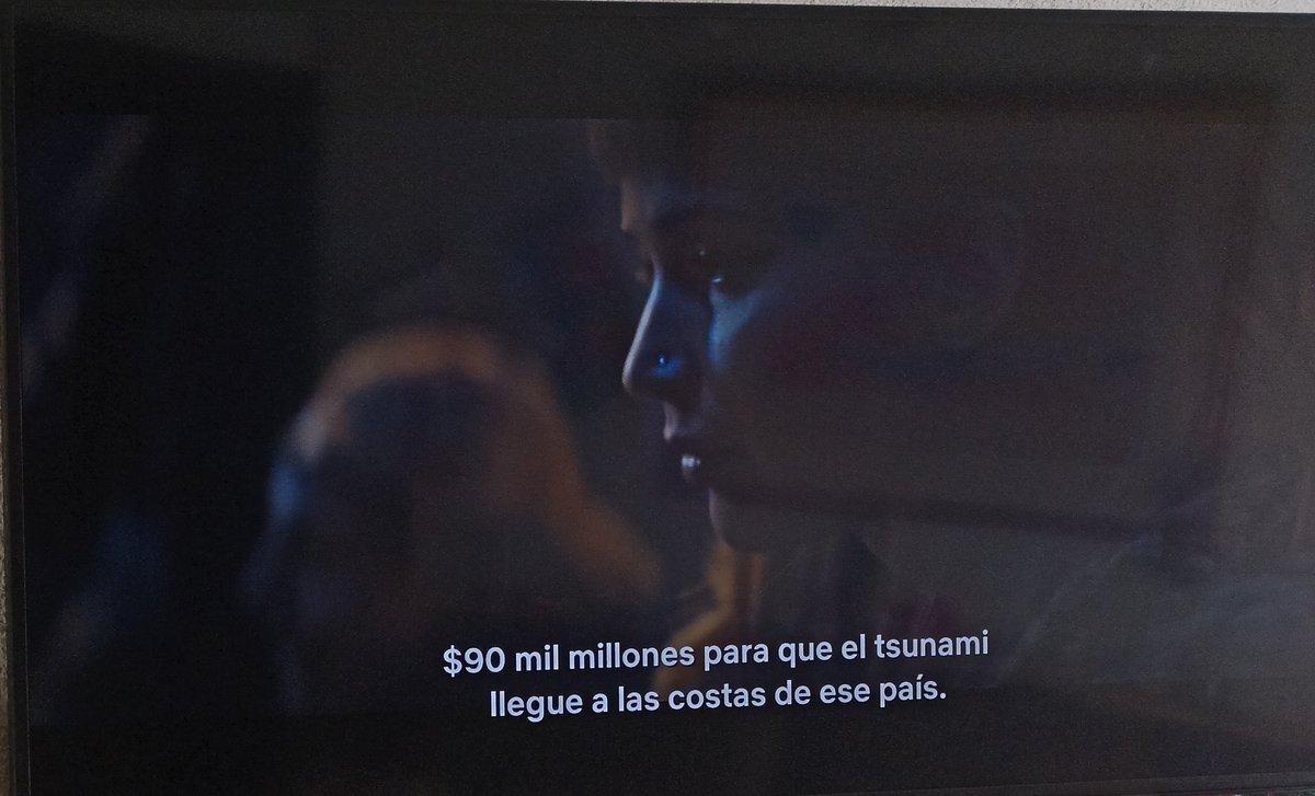 burbruja's tweet photo. Tenía que ser en el peor gobierno de la historia. 🤣 #NetflixQL #NoMirenArriba https://t.co/byavRnmfB9