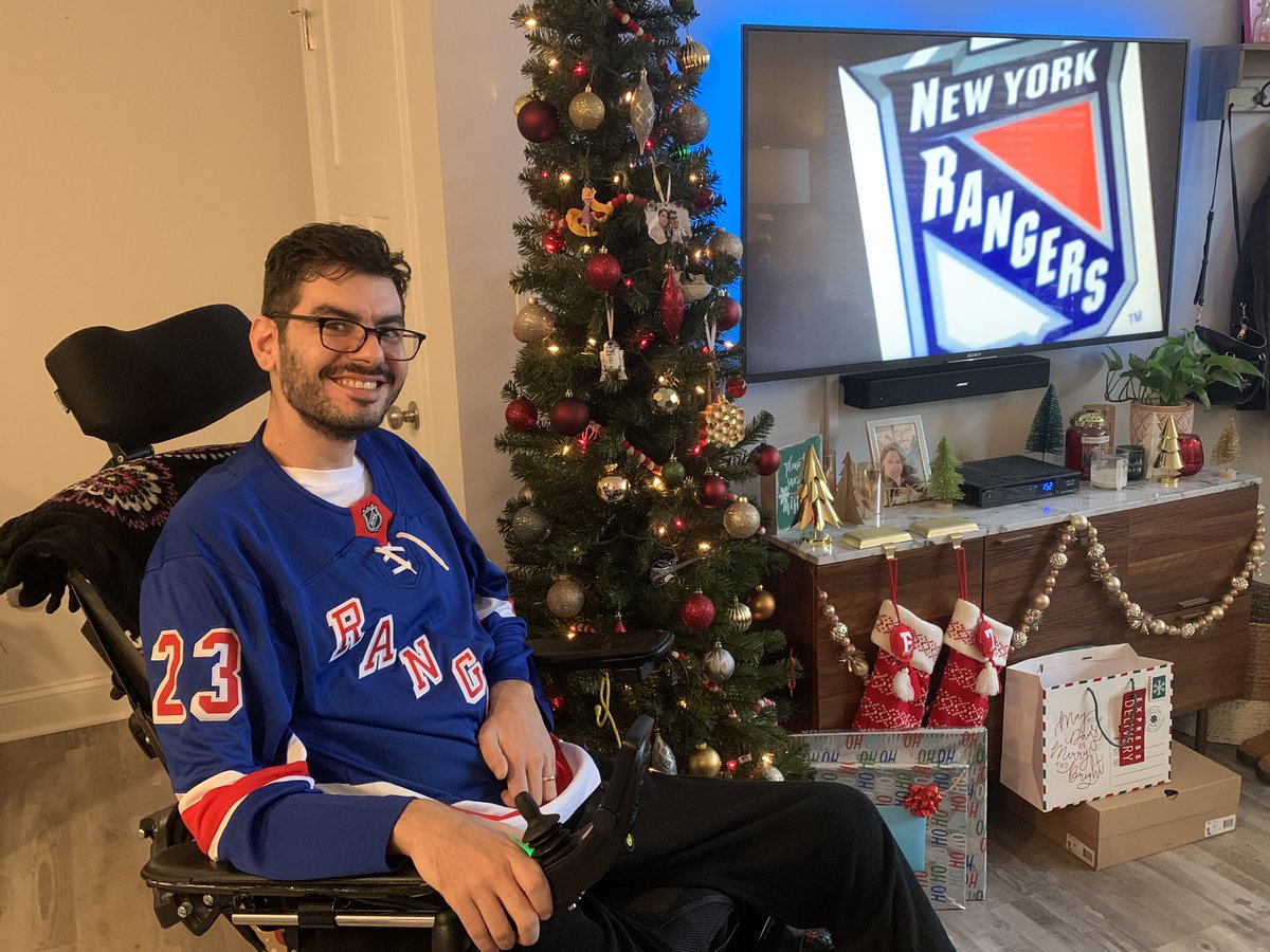 ALS_ETC's tweet photo. Merry Christmas!
#AACTforALS🖋📃✅
@foxyclean Jersey( who fundraises for #ALS) 🏒🥅✅

Next up #NurOwn and a Stanley Cup! 💉🧬🏆

#LGR #endALS https://t.co/ROPijsQ1n7