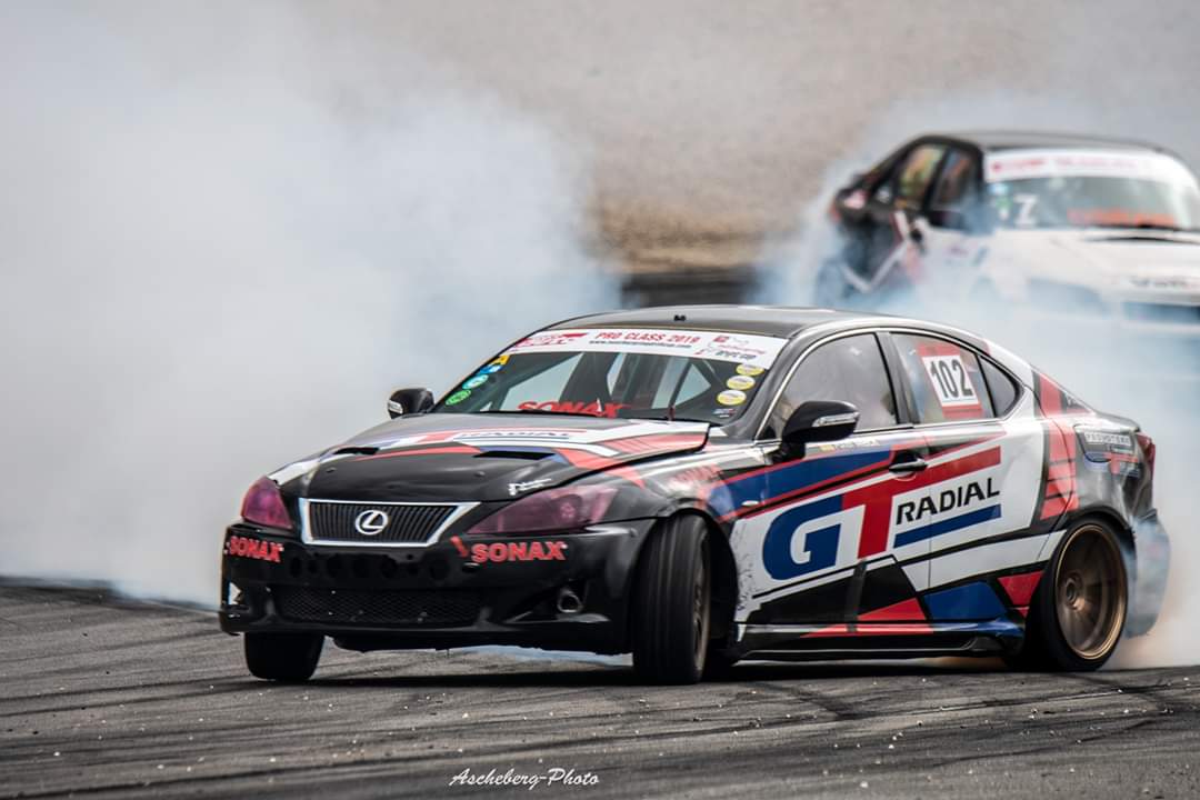 CanadaGt's tweet photo. Happy Holidays from your Friends at GT Radial https://t.co/9tT4T3kwRn