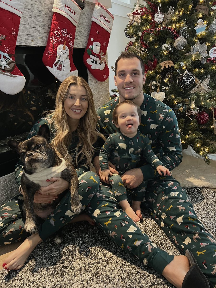 Merry Christmas and happy holidays from the Horvat’s ! 🎄🎅🏻