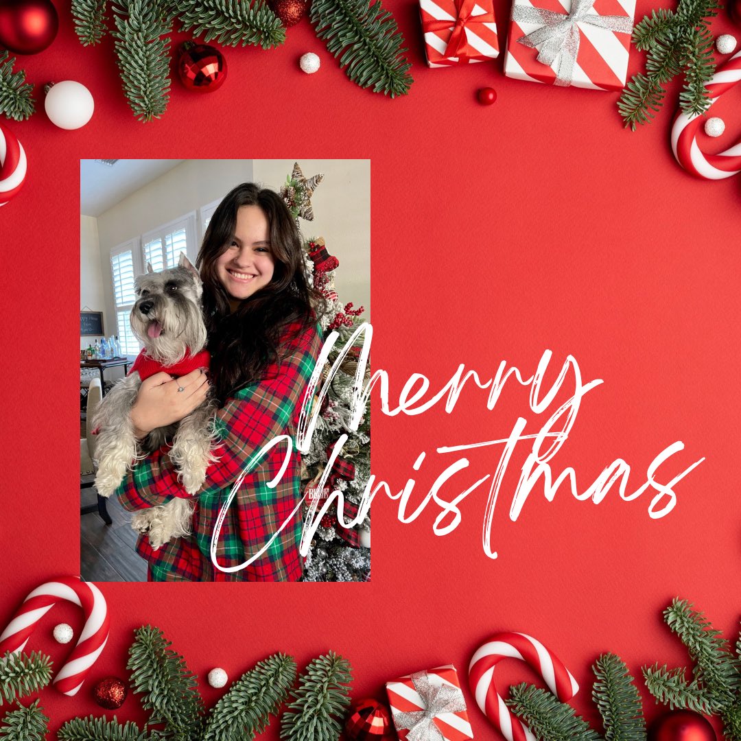 Merry Christmas!❤️🎁🎄
#celebration #Christmas #Christmas2021 #ChristmasTree #christmaswishes #ChristmasDay