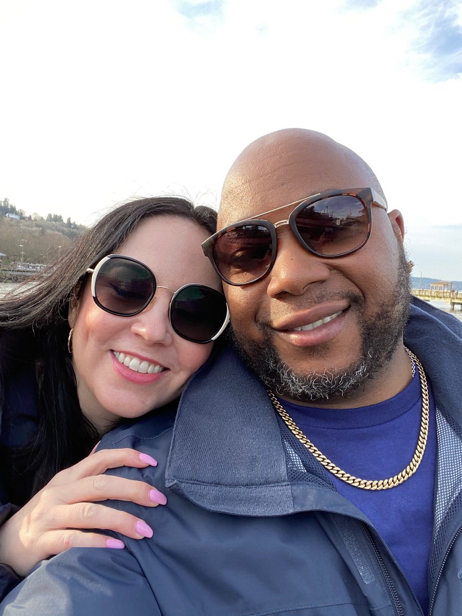 MALICEandMARIO's tweet photo. Are Malice and Mario overdue for some new music? Possibly. 🤷🏻‍♀️🙋🏾But do they have something Sweet coming your way? Damn skippy. NEW Single “Overjoyed” coming 01/01/22. #MMSOverjoyed https://t.co/SdoajvG9jb