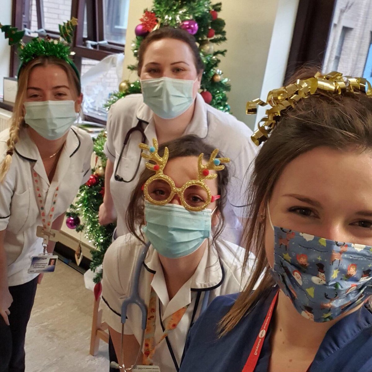 Leic_hospital's tweet photo. At Christmas, something magical happens in hospitals. Teams mend bones and save lives but also help fix loneliness and sadness with a sprinkle of joy. Thank you #TeamUHL for the holidays and weekends, celebrations and nights of bringing your best for others. You are our NHS. https://t.co/eqs7WmDz4w