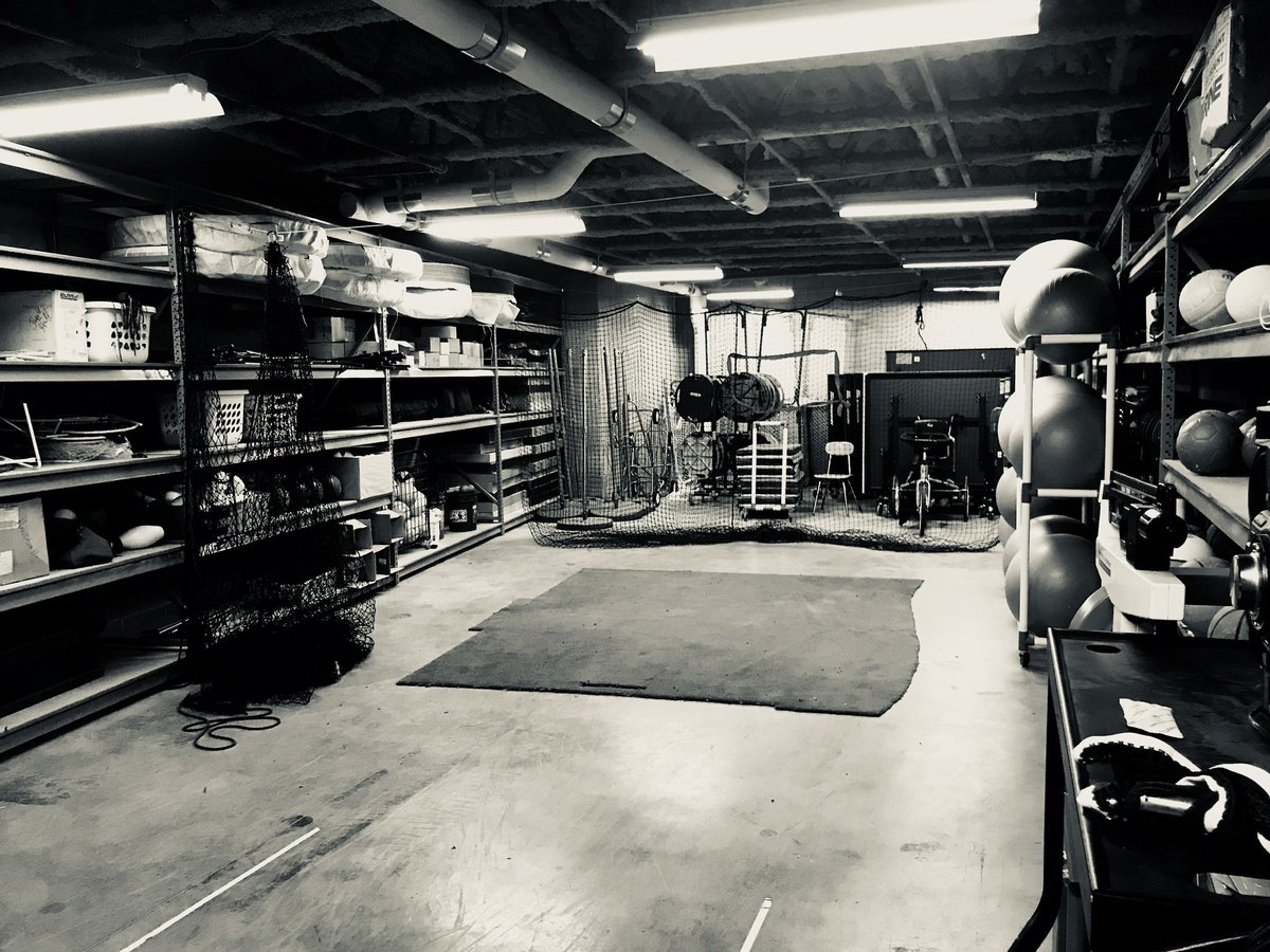 coachmarker's tweet photo. Nobody has ever brought the juice that Dickson used to bring to The Shop. https://t.co/oSXfvQdUpe