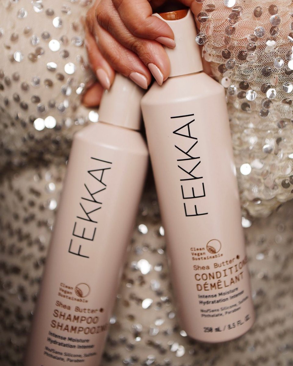 May your holiday be as carefree as your FEKKAI haircare routine. Wishing a joyful day to all! ✨ #FEKKAI #happyholidays
