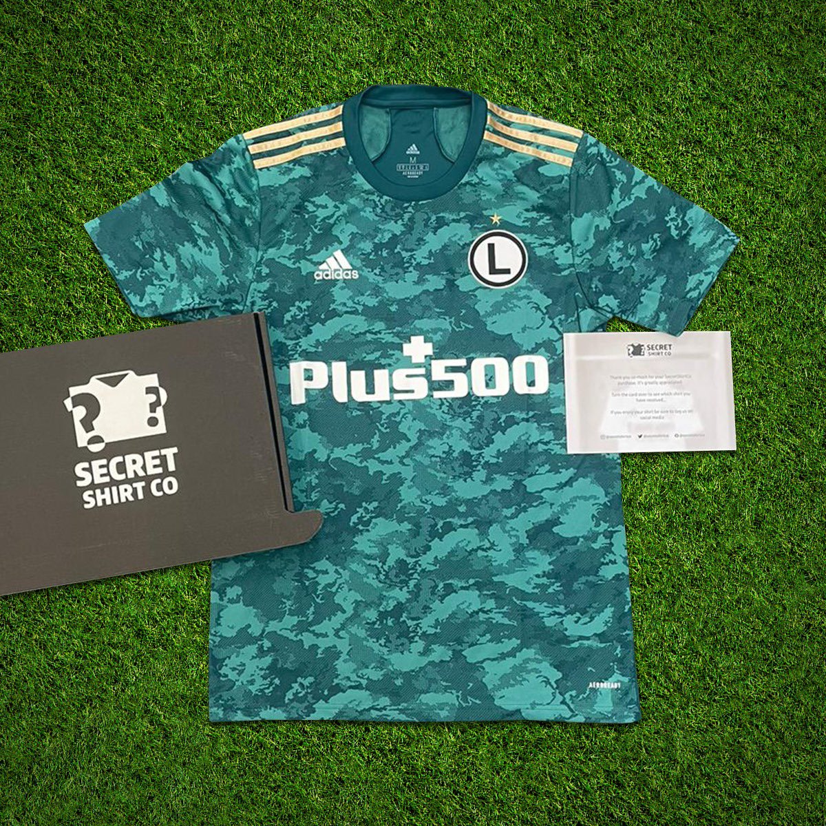 secretshirtco's tweet image. Secret Shirt Co Christmas giveaway. 9/12. 

To enter 👇

🔄 Retweet this tweet
🤝 Follow us

Winner will be announced at 8.55PM, Good luck! 🎄