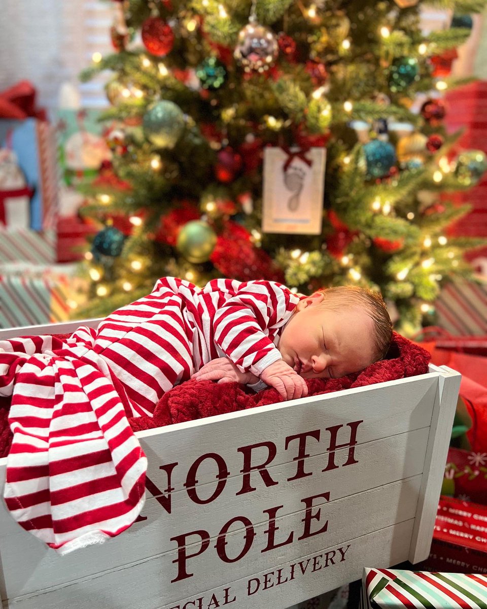 Tannerpruitt_5's tweet photo. Christmas came early this year as Maverick Elliott Pruitt arrived! ❤️

Our sweet baby boy made his arrival on 12/22/21. Shocking us all, weighing in at 8 pounds &amp; 5 ounces, &amp; 20 inches long. Presley &amp; I are so in love with our little man. https://t.co/2fenGcXJSK