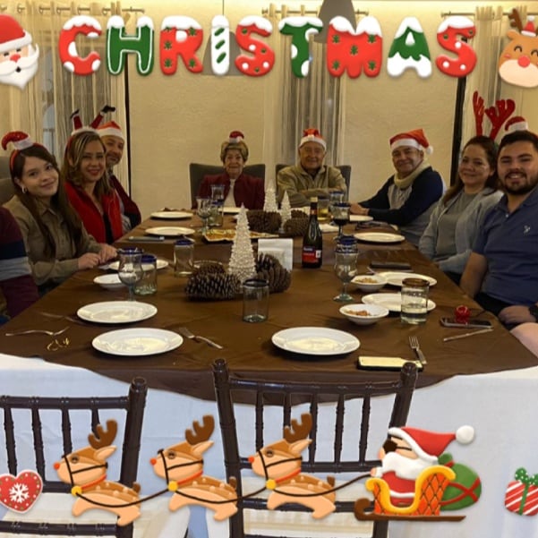 Tonaltechmx's tweet photo. Racers!! De parte de Tonaltech y sus familiares queremos desearles una muy feliz navidad llena de esperanza y amor!!
Recordemos que la navidad se trata de abrir nuestros corazones!!🤍🌲
#todossomostonaltech #tonaltech #Navidad https://t.co/64SHuitKtc