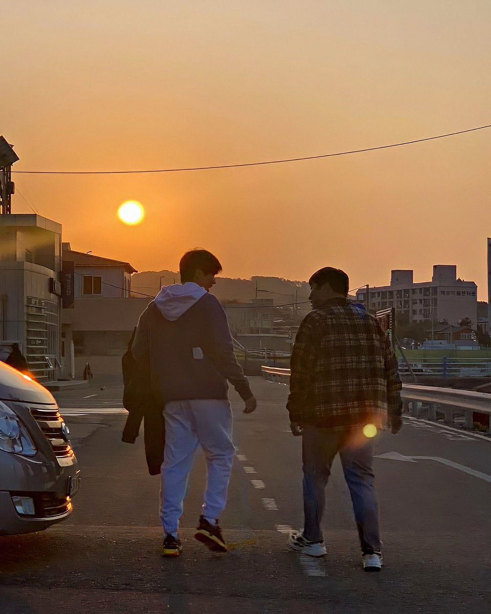 seonhojpeg's tweet photo. “although we can't be together right now, i'd like to thank our seonho too.” - seyoon hyung https://t.co/Hq3sZSiTvF