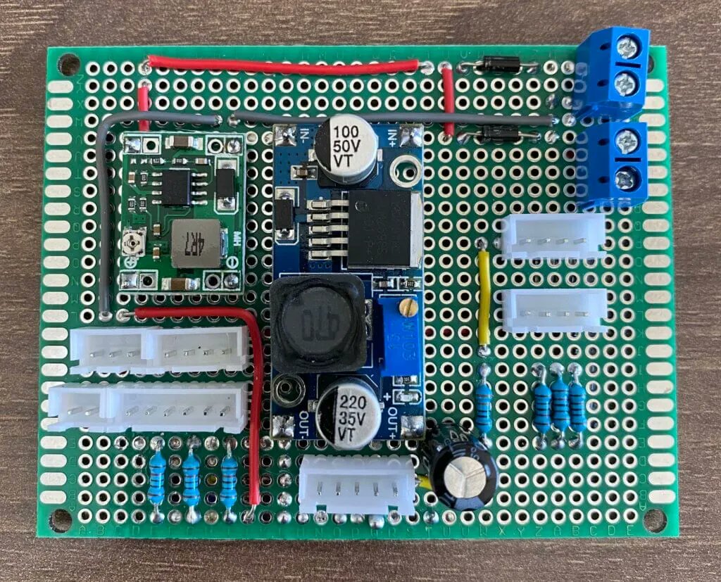 HackerSpaceTech's tweet photo. Digital cribbage board with arduino #arduino #microcontroller #cribbageboard https://t.co/UdhG8j5lfD https://t.co/39wXoMbA08