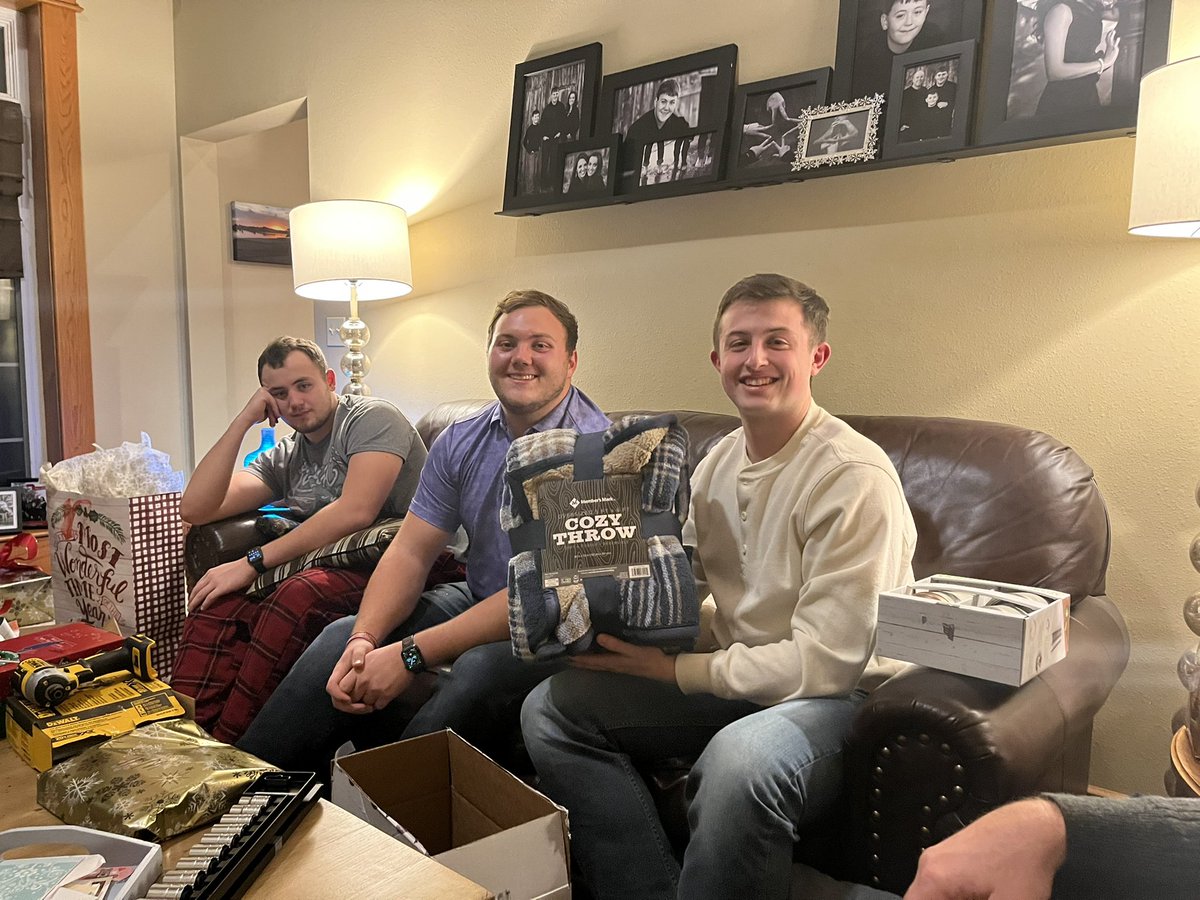 MickolynClapper's tweet photo. @willclapper and his roommate Drake headed to Orlando this morning so we had a special Christmas Eve celebration last night. It’s so exciting for them, but a little sad this morning opening presents without him. We can’t wait to see them again soon in Orlando!! Go Cyclones! 🎄🎁 https://t.co/Lg8rJJipQD