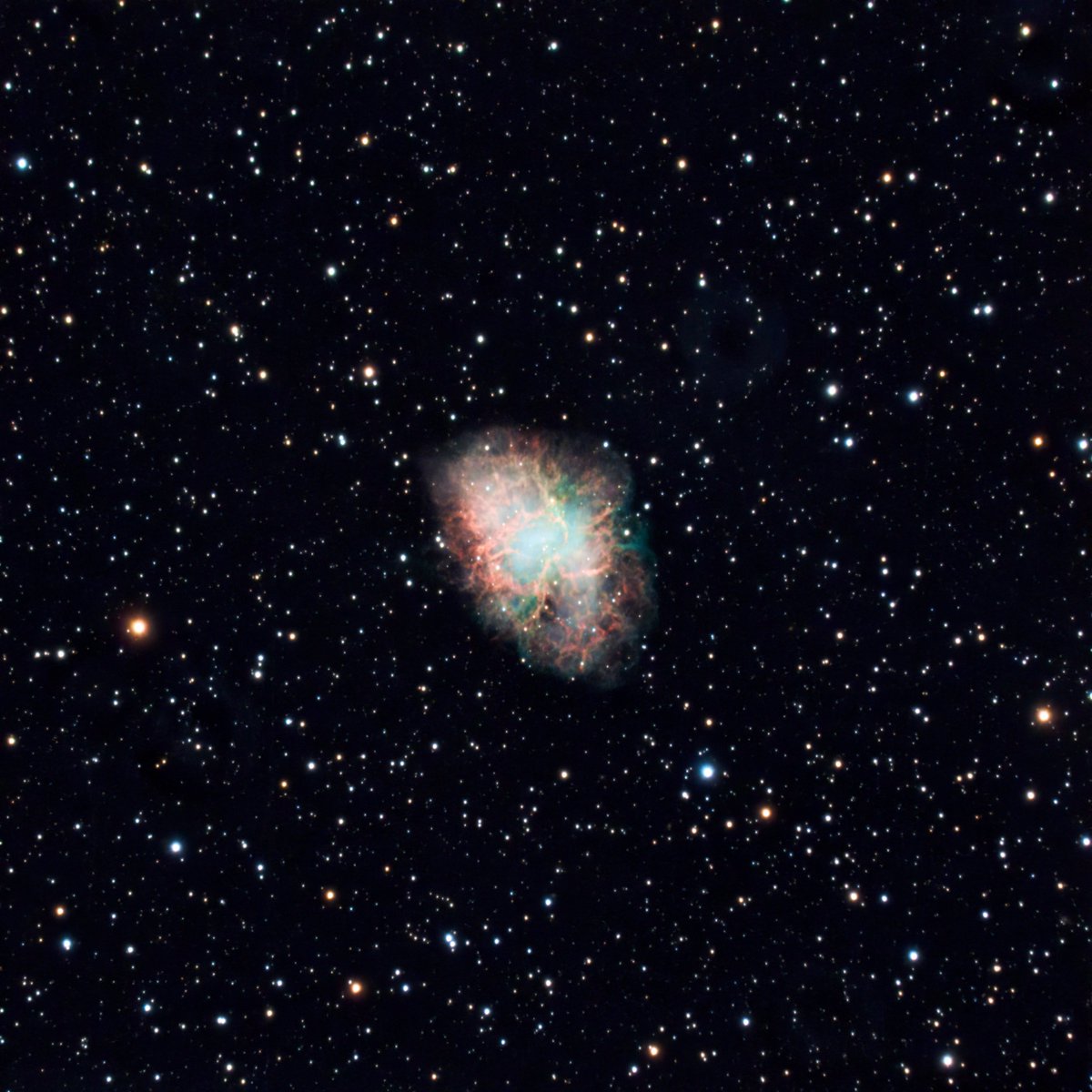 MathCancer's tweet photo. Just starting working on my #Messier1 data from the other day, using the new @AstroPixelProc 1.83-beta3.
Here's 24 x 10 minutes (4 hours) in broadband on the 8" EdgeHD using an @Optolong_filter L-pro filter, and a modest 10% star reduction.
Happy Holidays! #Astrophotography https://t.co/9xmJxigLiY