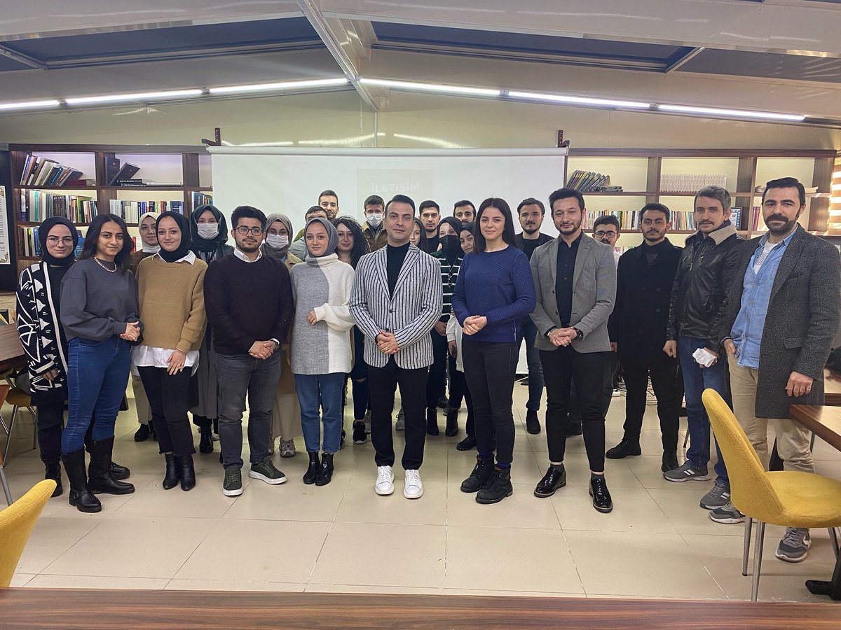 18cvgk's tweet photo. ÇVGK'nın hazırladığı "Eğitim Akademisi" etkinliği kapsamında 25 Aralık Cumartesi günü İletişim uzmanı, TGRT Spikeri Mehmet AYDIN'la "Hayatım iletişim" konulu Diksiyon kursunu vakfımızda gerçekleştirdik. Bilgi ve deneyimlerini bizlerle paylaşan Mehmet AYDIN'a teşekkür ederiz. https://t.co/cAjIVZeZKb