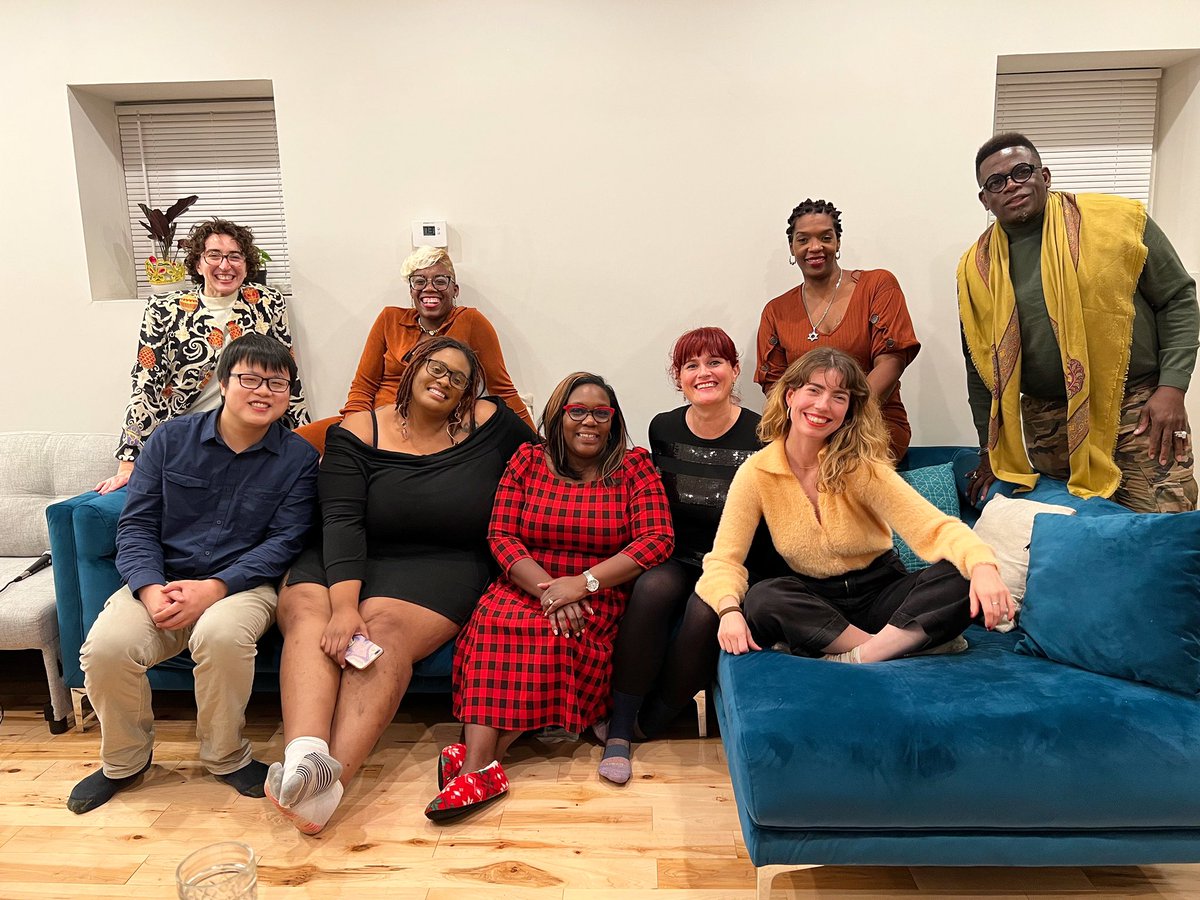 KendraPHL's tweet photo. Merry Christmas and happy holidays from Team Brooks! 

Thank you for being a part of our community and propelling our shared movements for justice forward. https://t.co/iCg1fFF8t2