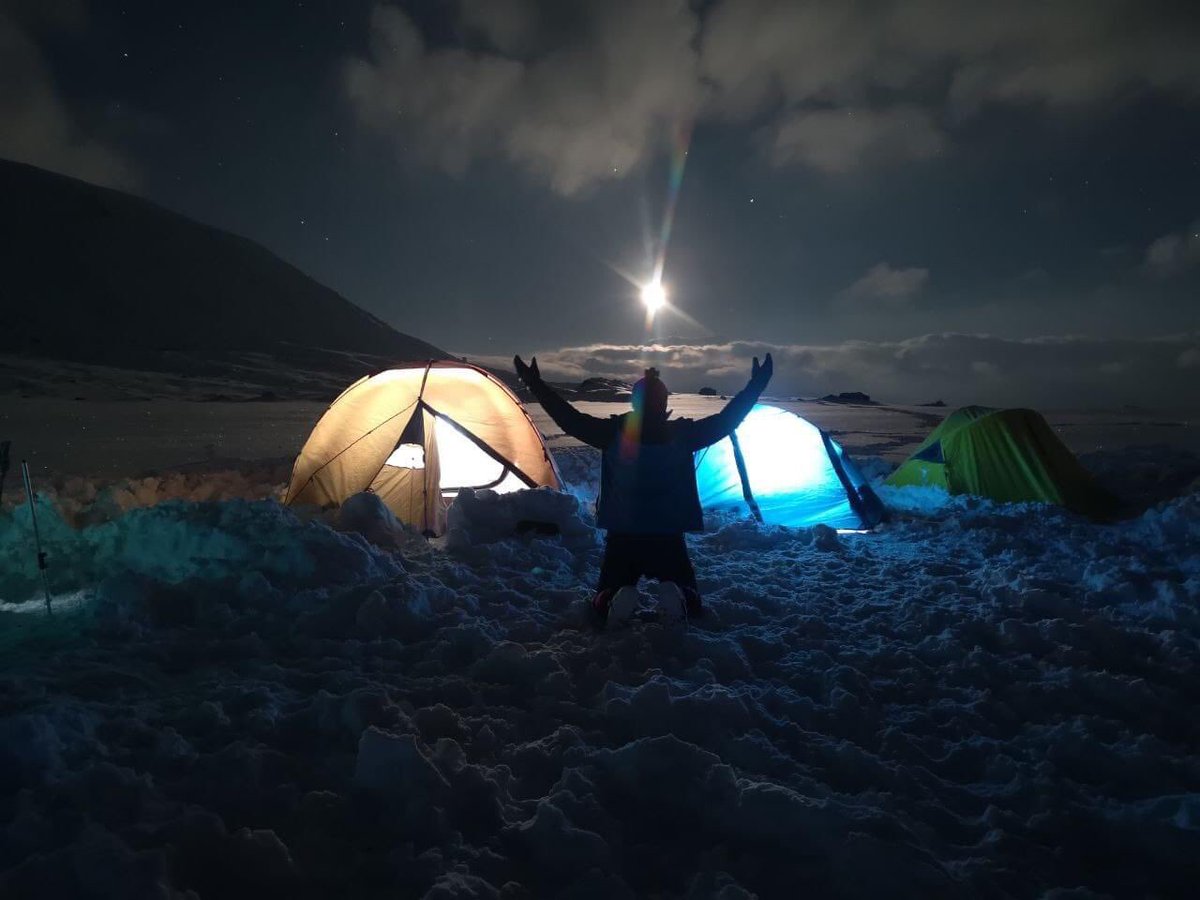 Good night 😴 . Hasan Bag Mountain 🏔 .
youtu.be/mJE3TMkxakU
.
.
.
#ThePhotoMode #ThePhotoHour #StromSnow #StormHourMedia #StormHour #StormArwen #beutifulKurdistan