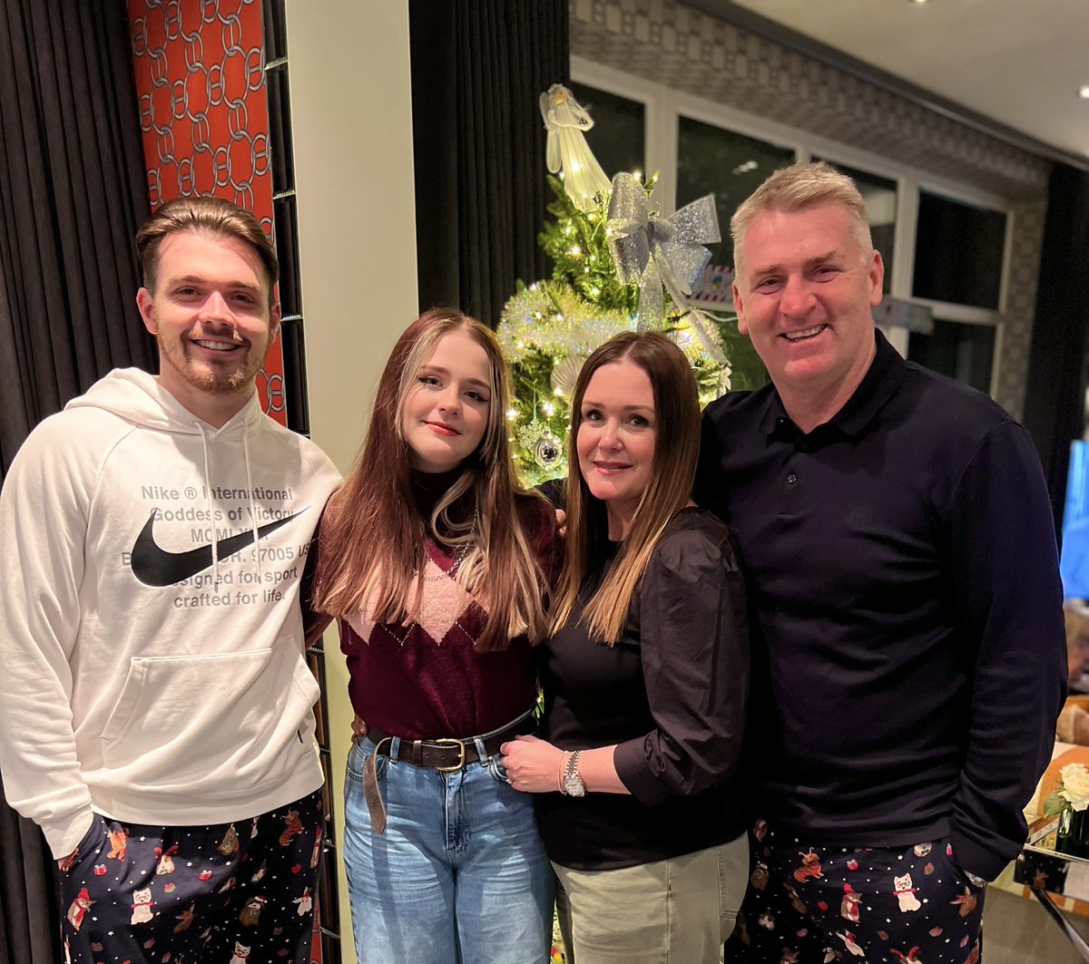 Jamie Smith tweet media