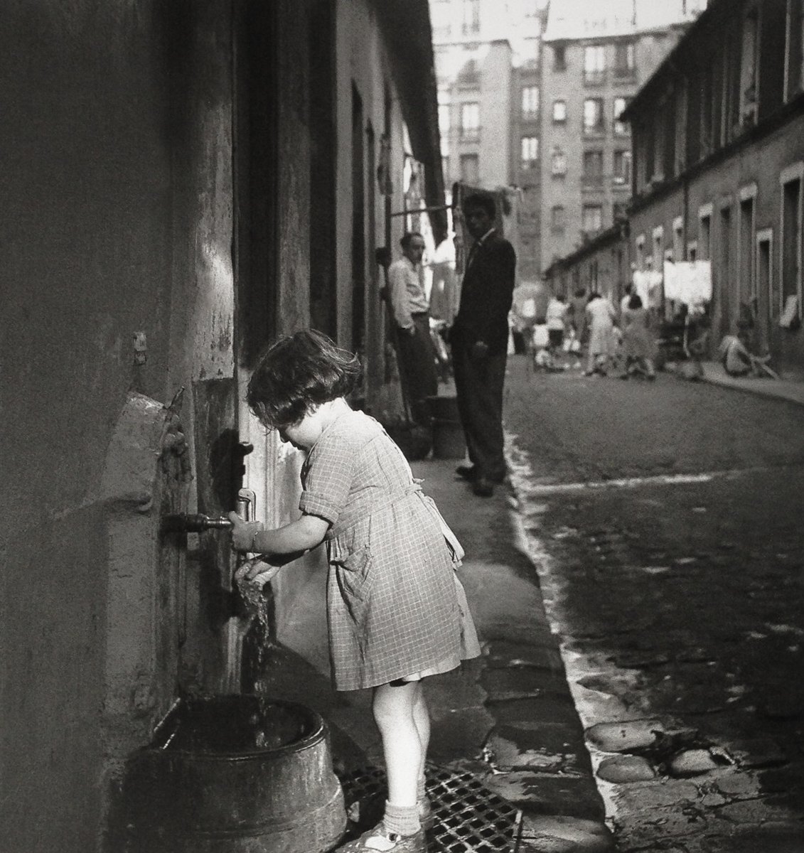Tintamarre6's tweet photo. Belleville

#RobertDoisneau https://t.co/o0QxzPb1rJ