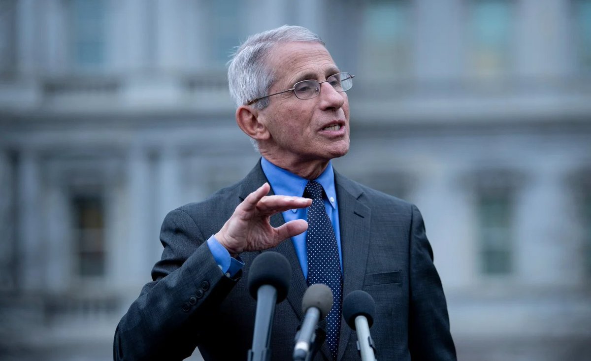 thehill's tweet photo. Fauci says it's "too premature" for US to be discussing fourth COVID-19 vaccine dose https://t.co/2IAh0knWpM https://t.co/s6zqPZ6ixo