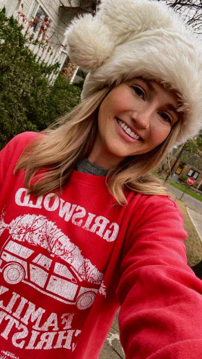 Taylor Kauffman tweet media