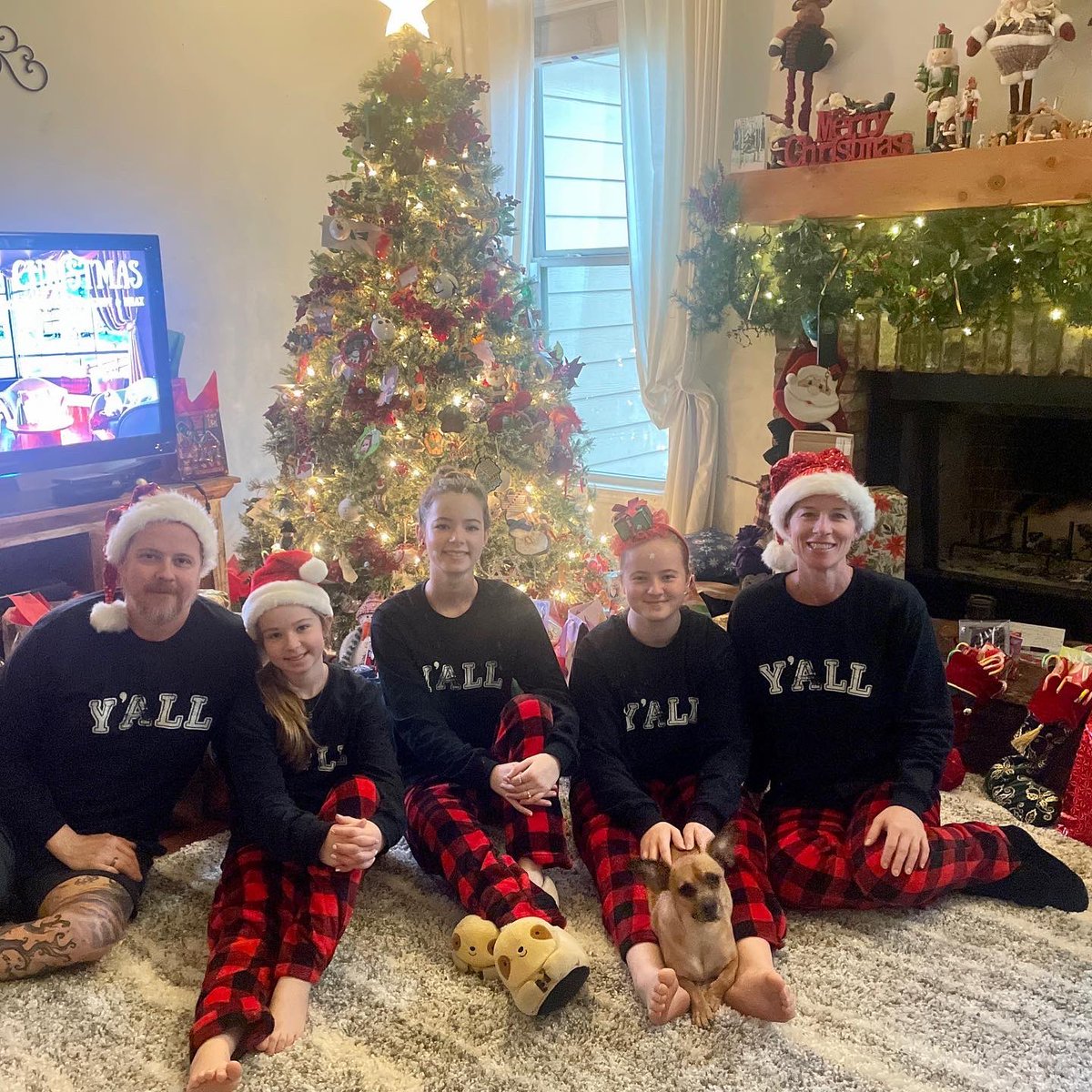 Sending out love for those that are struggling. While this time of year is full of magic, it can be especially difficult for many. We see you. We love you. We pray your heart will find peace. The best gift we can all give is kindness, love &amp; compassion. Much♥️ from the Wrights