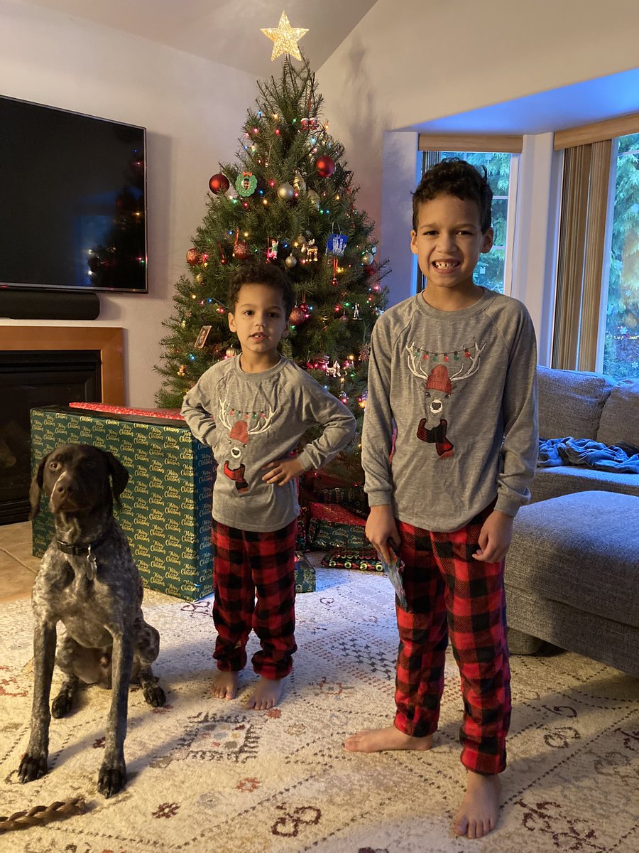 Coach_Behnke's tweet photo. Merry Christmas from the Behnkes! 🎄 https://t.co/ofqBjUUAWV