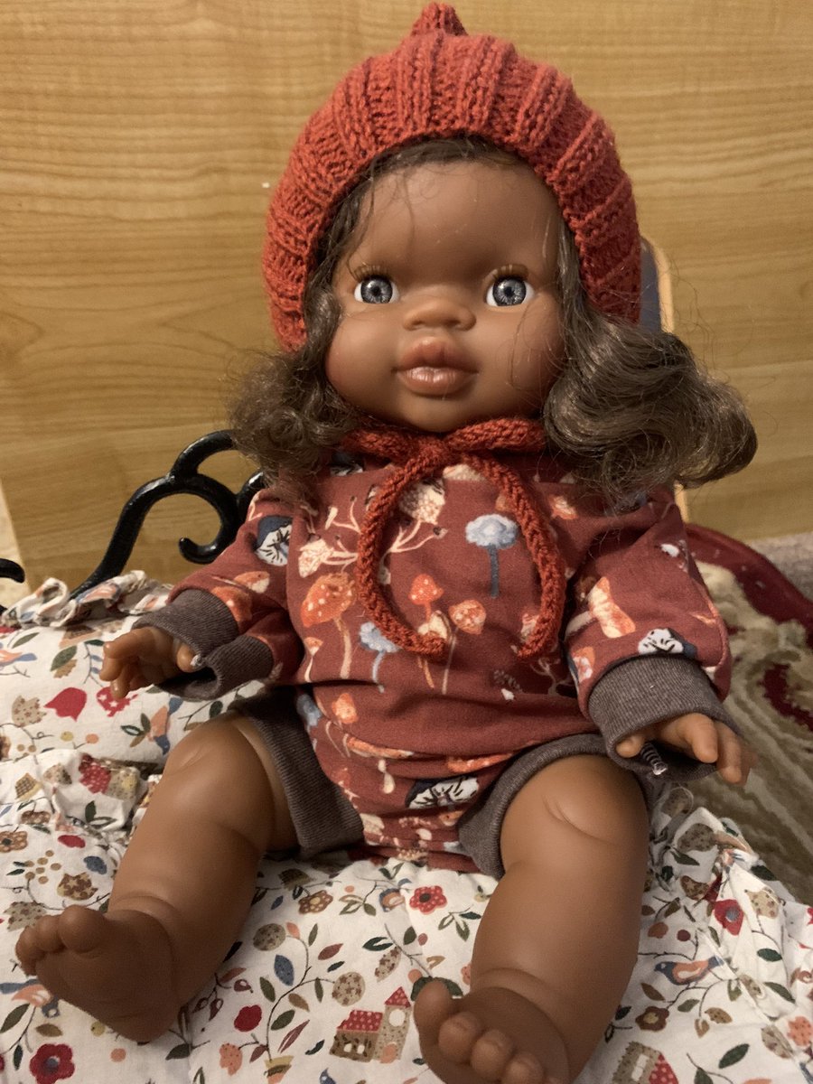 mushroommamaa's tweet photo. she matches her baby thanks to @shoplittlebees 🥺🥺🥺 https://t.co/DLd43HKgQr