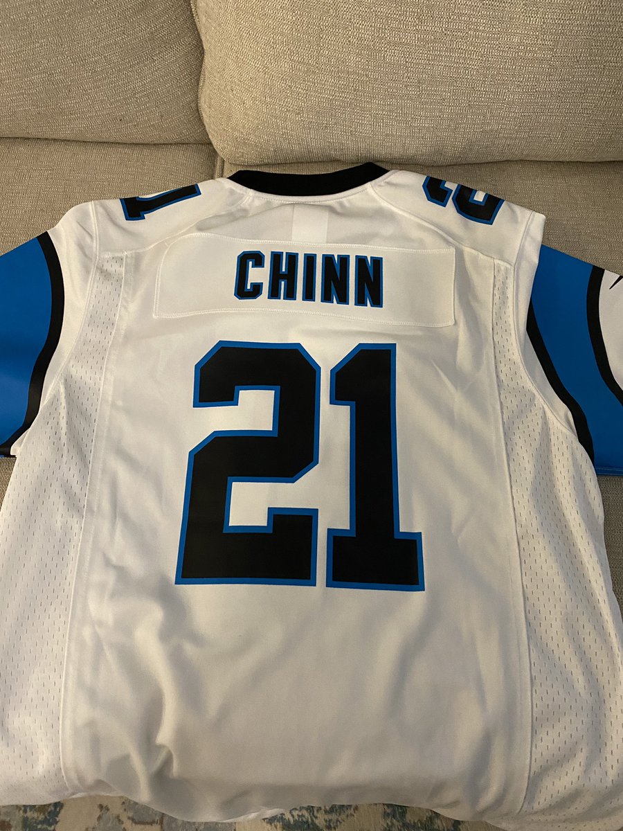 JansonLSilvers's tweet photo. @Panthers The wife dropped me a #Chinn jersey! Merry Christmas!! @ChinnJeremy2 https://t.co/ynW7ShyYdB