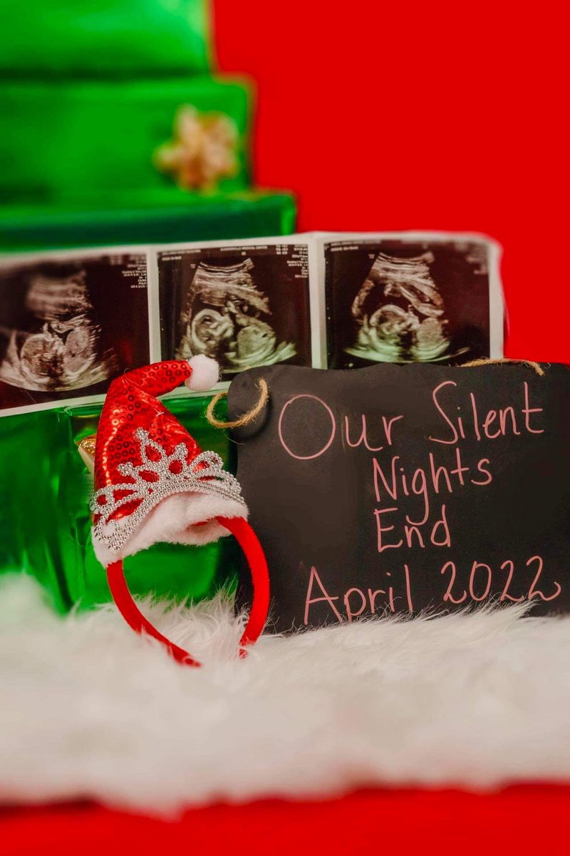 shetha_ONE's tweet photo. Santa left a different kinda present for me under the tree this year 🤣👣💗🎁 .. #April2022 , I can’t wait to meet you❣️ https://t.co/CNsHfWRGcf