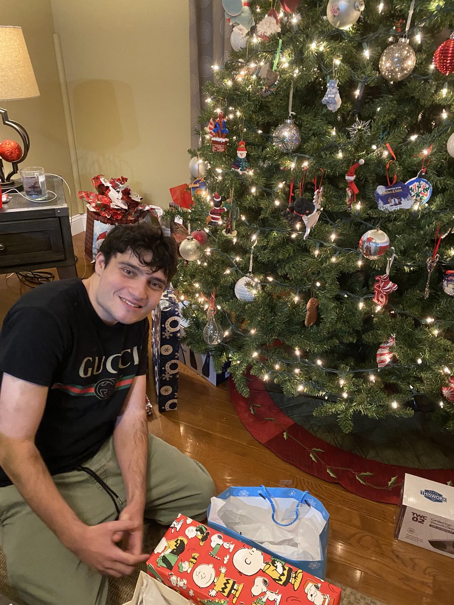 syndrome22q1's tweet image. I have a Disability, 
I wonder how many people seeing this will  be willing to  wish me a Merry Christmas ???   I hope Everybody seeing this can!!   I Told Santa this is what i wanted   this year  is everybody to wish me a   merry xmas. #Christmas2021 🎁 🎄⛄  
RETWEET!