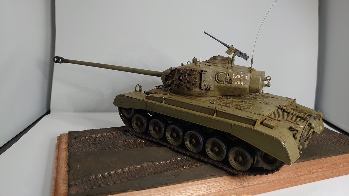 Foosan10's tweet photo. タミヤ 1/35 ミリタリーミニチュアシリーズ No.319 アメリカ陸軍 戦車 スーパーパーシング https://t.co/RvaYZFzs1n