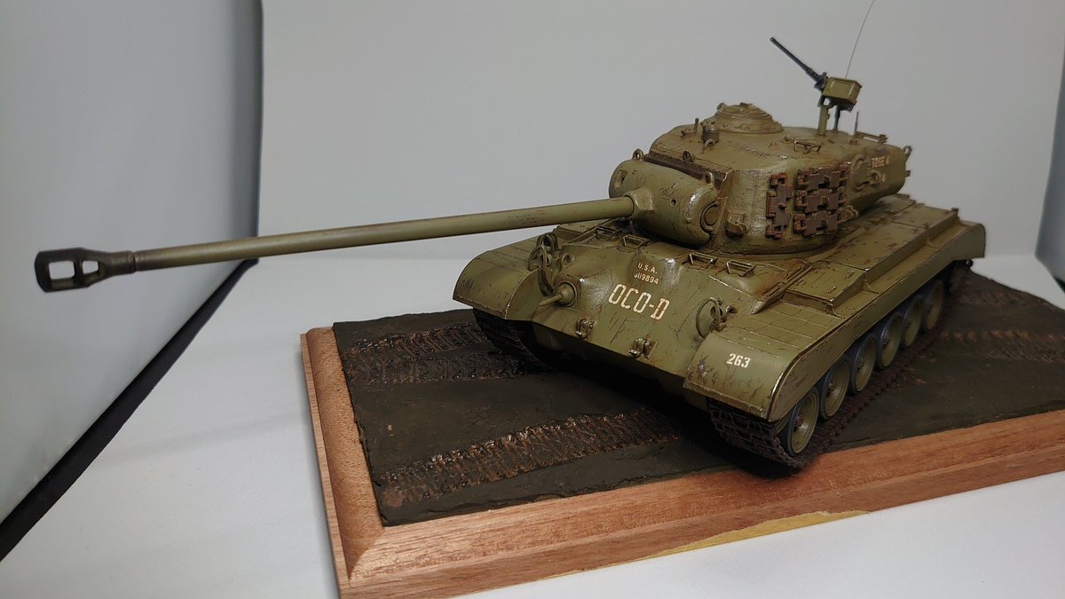 Foosan10's tweet photo. タミヤ 1/35 ミリタリーミニチュアシリーズ No.319 アメリカ陸軍 戦車 スーパーパーシング https://t.co/RvaYZFzs1n
