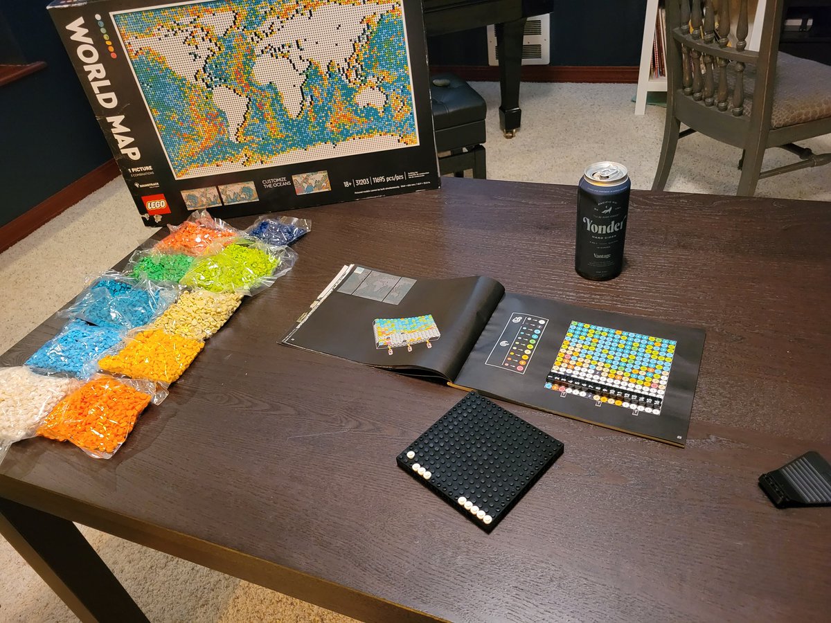 AJXtraPoint's tweet photo. I'm enjoying my Christmas evening by building the LEGO world map. https://t.co/Yis8Ml0IP5
