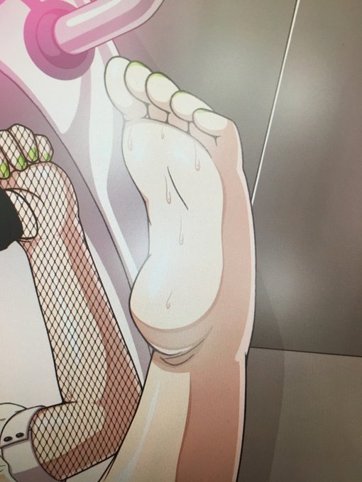 網タイツで見難くなるだろうけど、汗をいっぱい描いといたぜ!
舐めたいもんなぁ! 