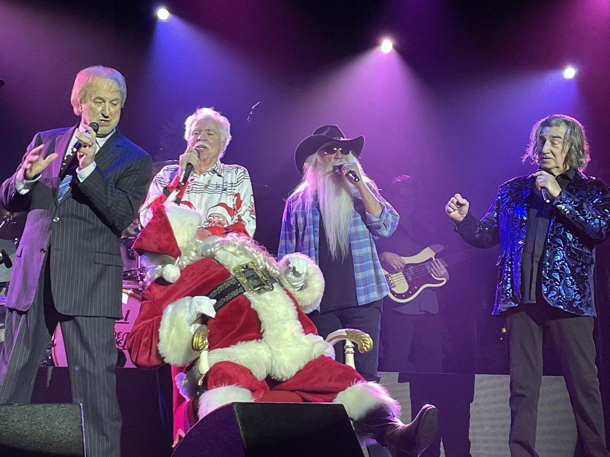 When Santa heard <a href="/RASterban/">Richard Sterban</a>, he nearly fell out of the chair. <a href="/oakridgeboys/">The Oak Ridge Boys</a>