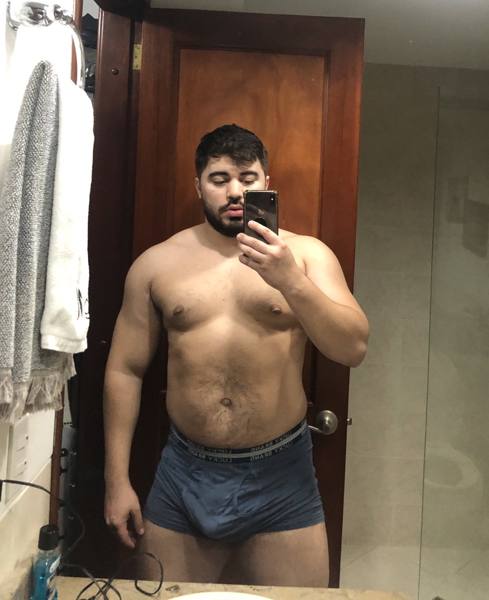 HVoltage7's tweet photo. Who asked for extra meat?🥩🥩🥩 https://t.co/f77OmINksN