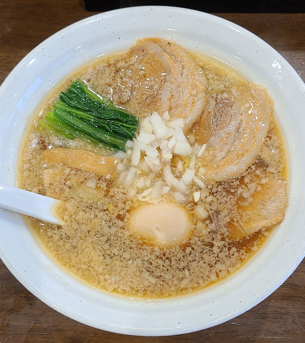 自家製多加水極太麺 ISAMI さん ・ 特製背脂煮干醤油 🍜 ごちそうさまでした。