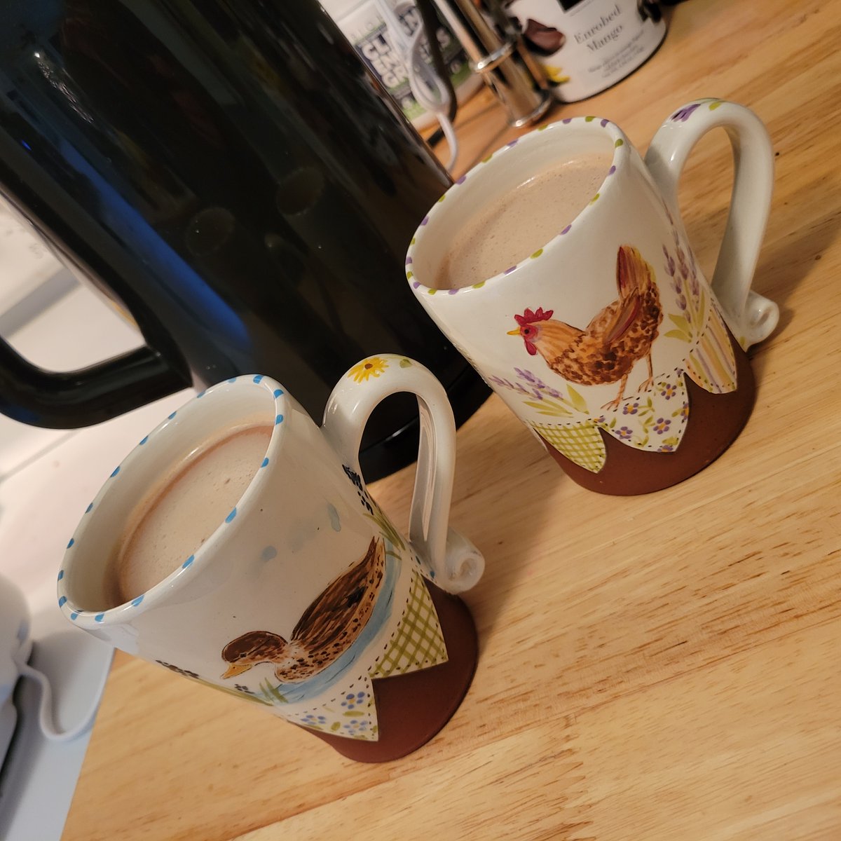 Enjoying Christmas cocoa in our awesome mugs from Kate Hackett mmmmmmmmmmmmm!

thesussexguild.co.uk/ceramics-susse…