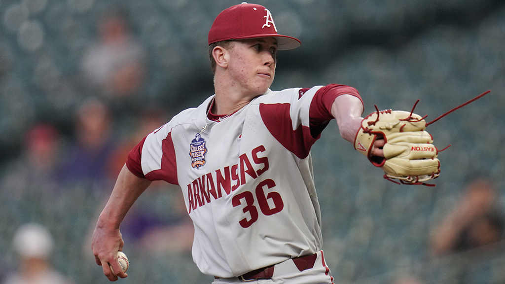 MLBPipeline's tweet photo. A contender to be the first college arm drafted, Peyton Pallette draws comparisons to Walker Buehler with his wiry 6-foot-1 build and quality stuff.

The @RazorbackBSB righty drops in at No. 13 on our Top 100 Draft Prospects list: https://t.co/zYcUd5Dsej https://t.co/TZdUmUukAA