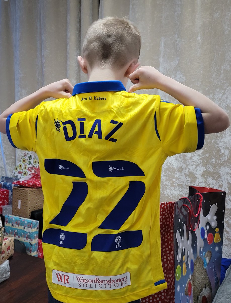 CoachScan's tweet image. Daniel happy with his @benbreo shirt for Christmas, think I might get one myself 😀 Daniel would love it if you give him a shout out Ben @benbreo 😀🟦⬜RTID