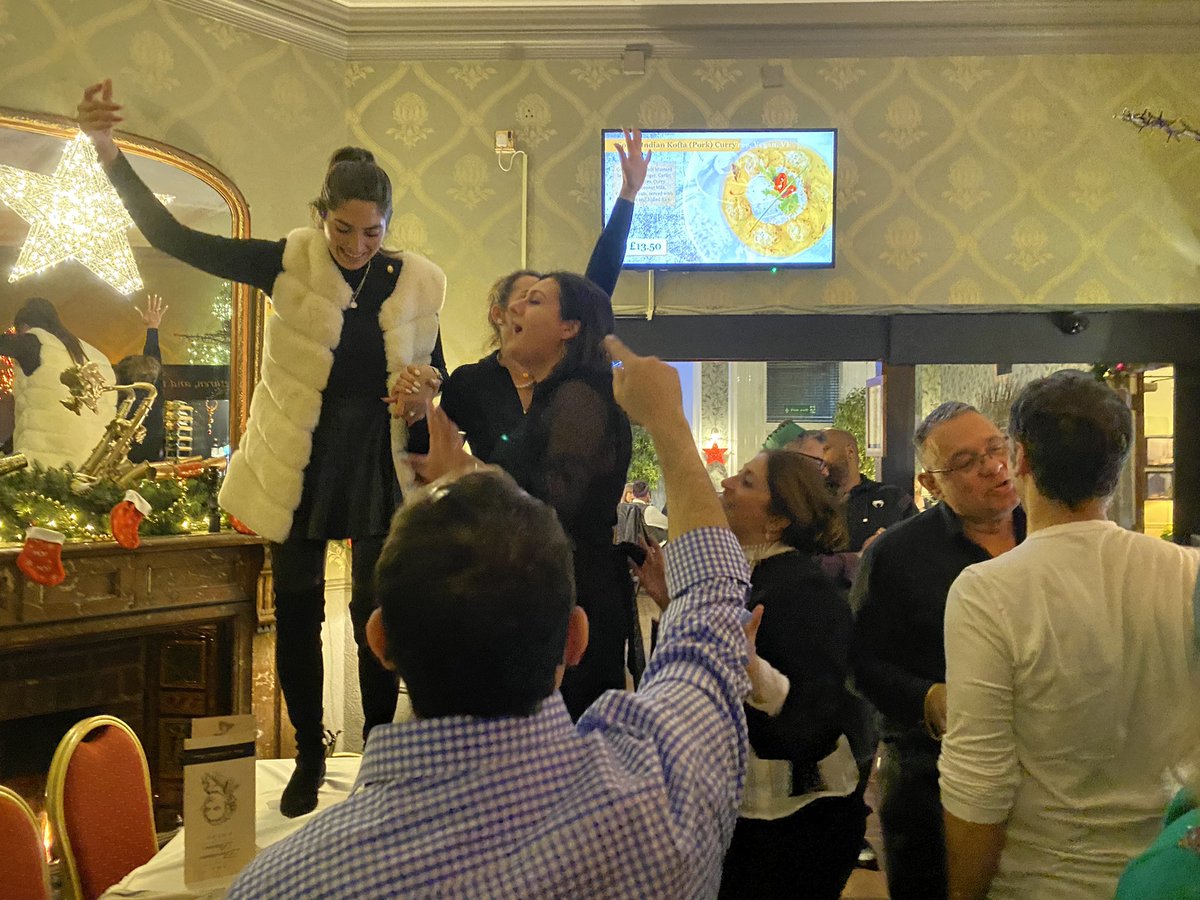 Melanie Furness (Sturman) tweet media