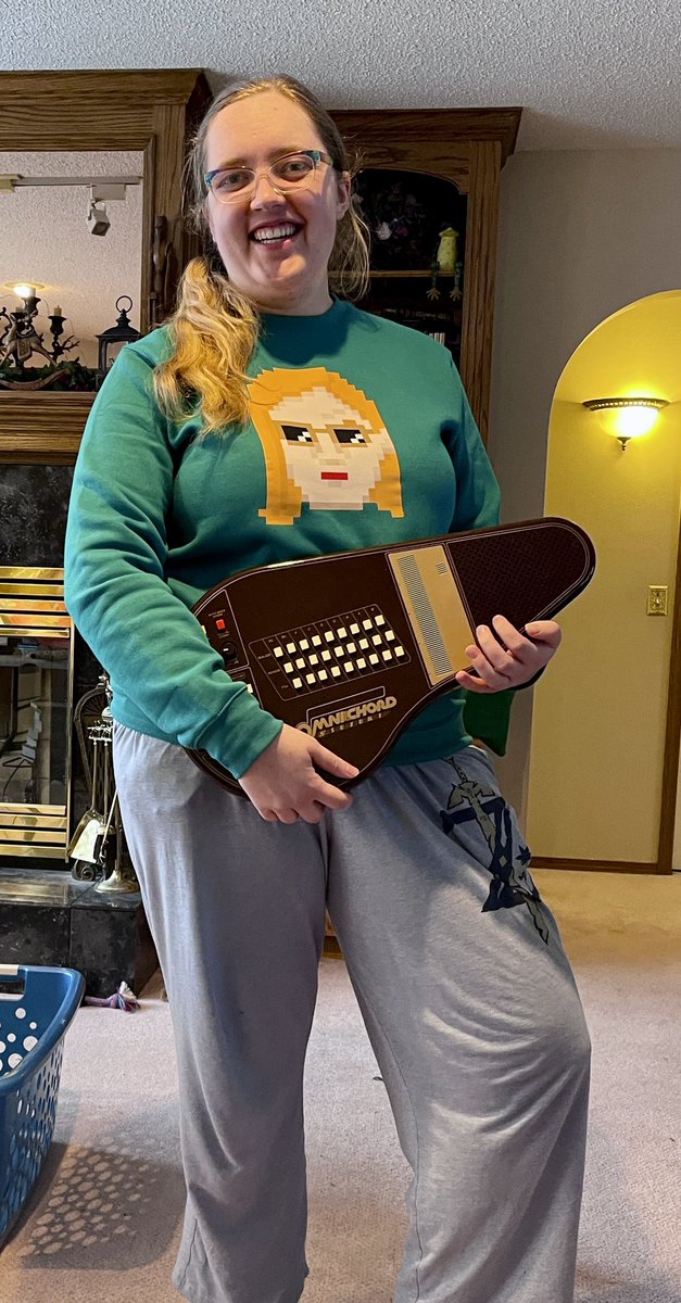 ampepers's tweet photo. My lovely swain @ProcGenKawa has made my Eurovision Christmas Dreams come true, courtesy of @dadimakesmusic 😎 How does it keep getting better? 🥰 https://t.co/y9aOA6AA1d