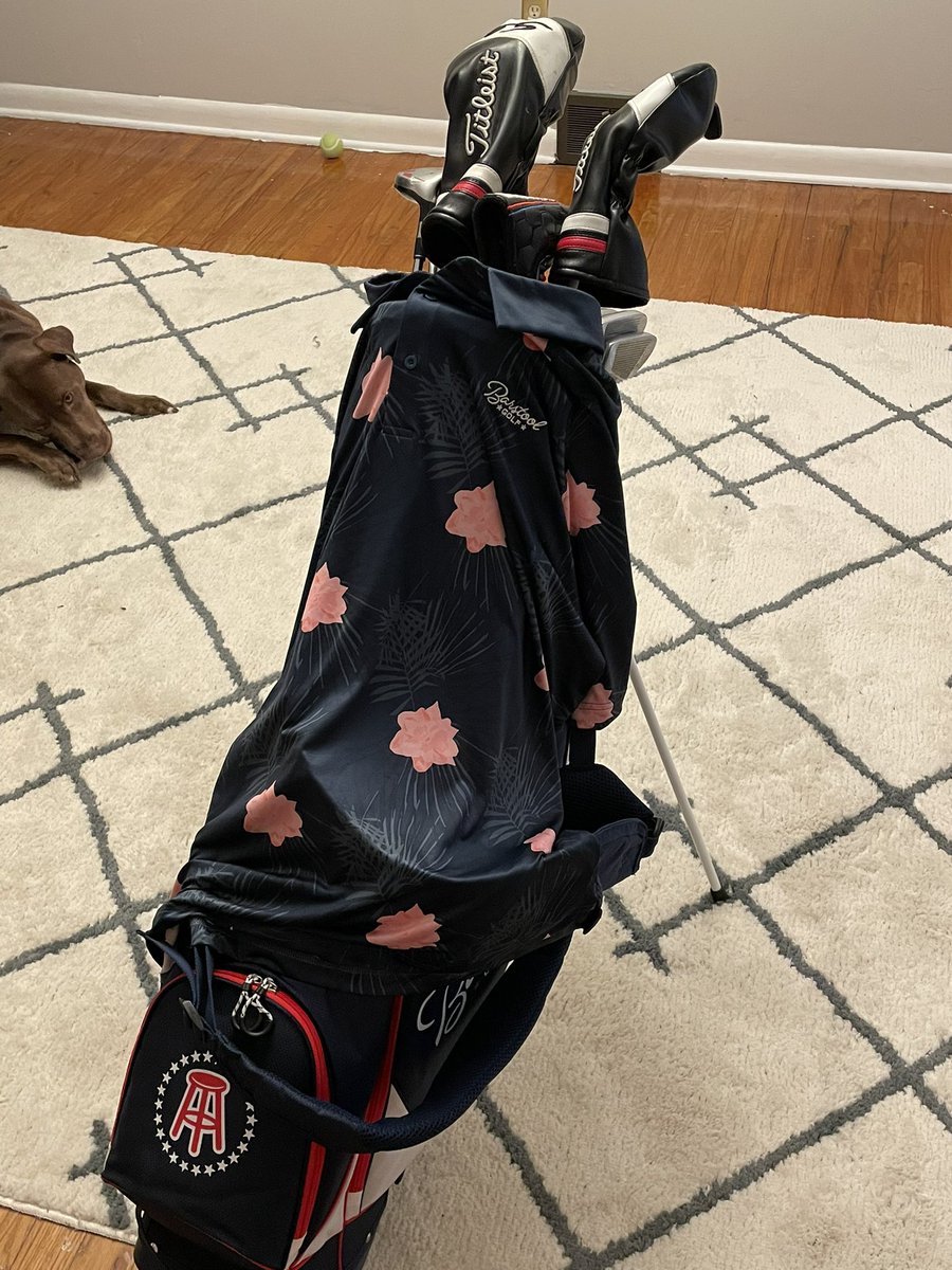ChandlerStahl's tweet photo. Day 338 of challenging @FrankieBorrelli to some golf! Gonna tag the other boys hoping they’ll see too! @RiggsBarstool @BarstoolTrent @BarstoolLurch Merry Christmas and I LOVE my @ForePlayPod gear!!!! Ft. Tito https://t.co/aSeV1pCZFe