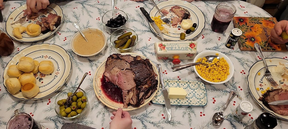 Tweak007's tweet photo. @Venalis21 Our dinner https://t.co/Wv0TESfjqc