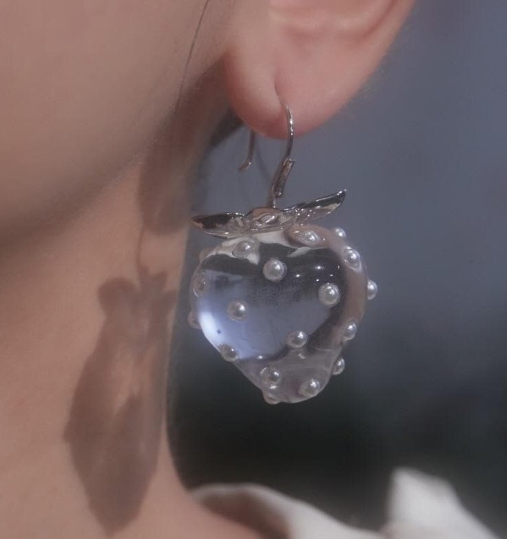 transparent strawberry earrings from marseven picnic 2020 collection