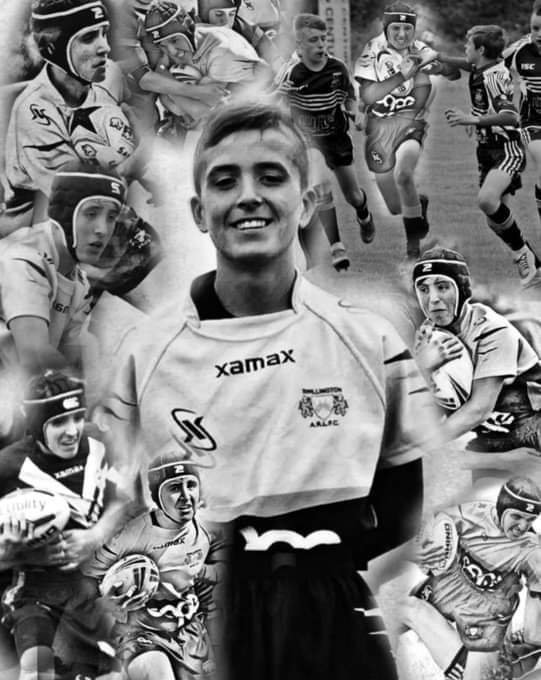 Merry Christmas Evan 💙
#TeamEvan💙
<a href="/Michellehawksw3/">#TeamEvan💙</a>