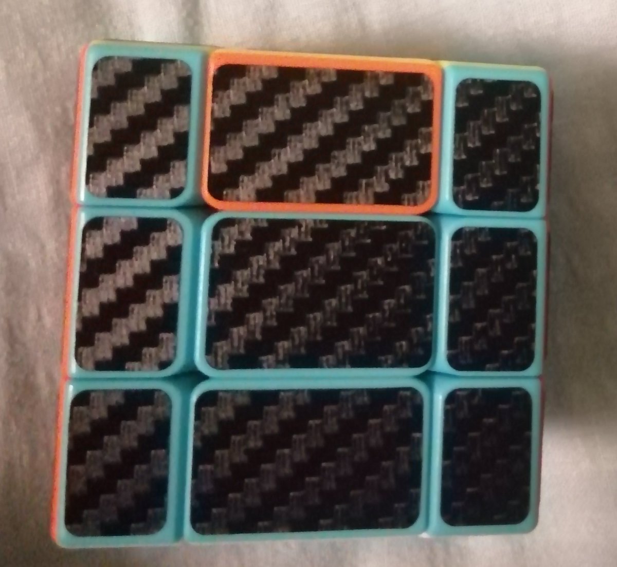 miss_caufield's tweet image. I think I fucked up! Is this solvable?
Green, yellow and white are full, but the rest is mixed.
Can I switch them if the color is next to each other?
#RubiksCube #fishercube #help #cube