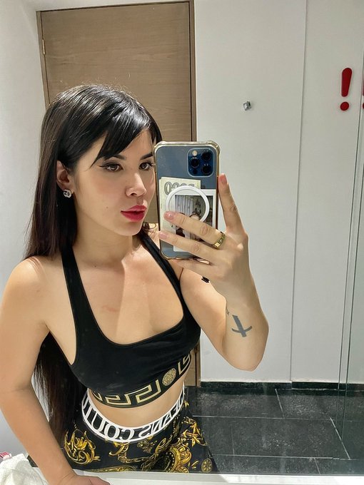 Ready to go out 🤪 https://t.co/XtAtgXqihe
