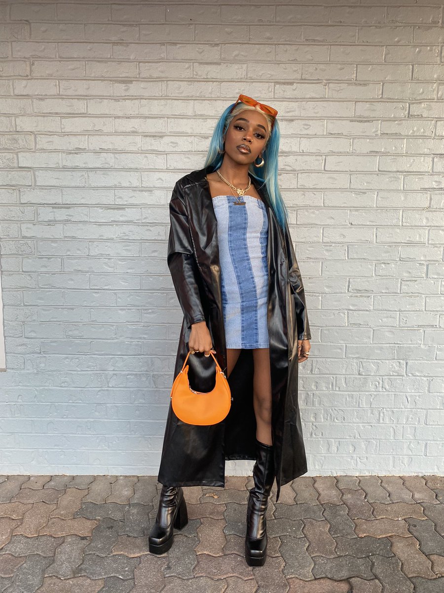 kaniecesade's tweet photo. https://t.co/BlYIjHaJzP