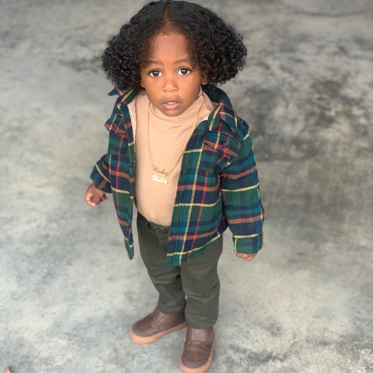 theylove_sierra's tweet photo. I put it on no stylist can dress me 🤎🥶
#JHen https://t.co/gC6biBlRrT