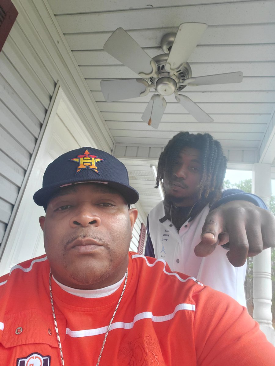sycboy1's tweet photo. #SYCBOY #MICDRE #WEJUSTHAVINGFUN ✌🏾✌🏾✌🏾✌🏾✌🏾 https://t.co/k1TB2yeUId